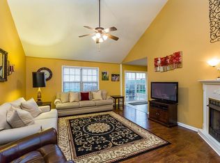208 Leann Ln, Nicholasville, KY 40356