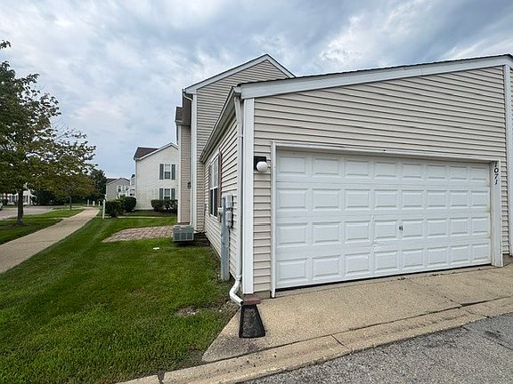 5th image of 1071 Symphony Dr