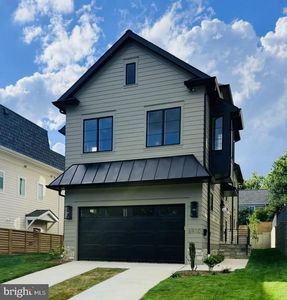 6910 Mount Daniel Dr, Falls Church, VA, 22046