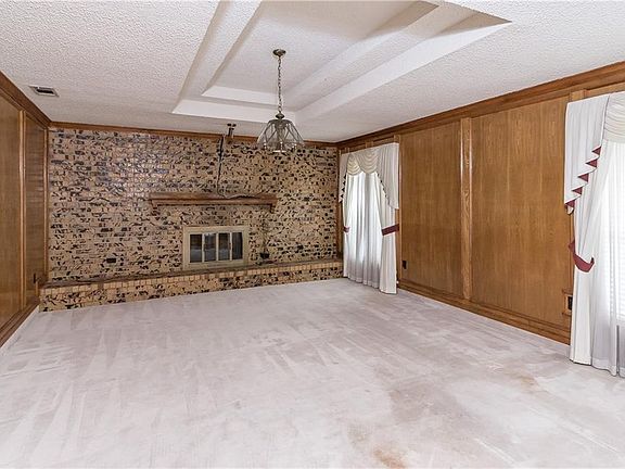 4th image of 1705 Vicksburg Dr
