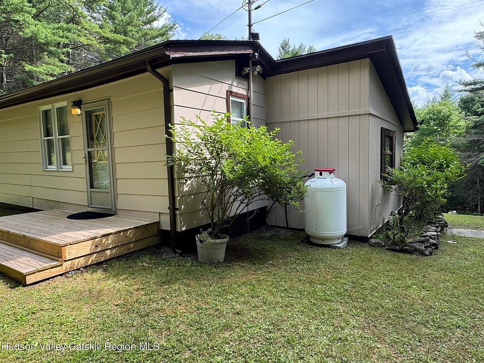 1st image of 44 Alpine View Road