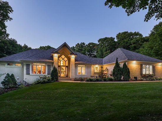 8570 Maple View Dr, Cologne, MN 55322