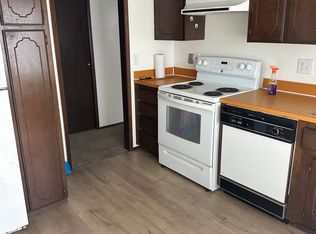 920 6th Kehn, Cosmopolis, WA 98537