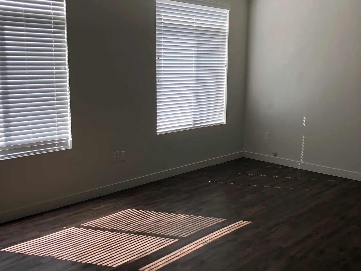 2 bed, 850 sqft, $1,400 — Photo 2