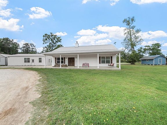 3rd image of 1121 Pelican Rd