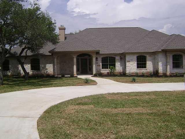 1st image of 408 Buena Vista Dr