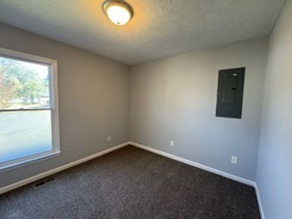 5th image of 6467 Rhemish Dr