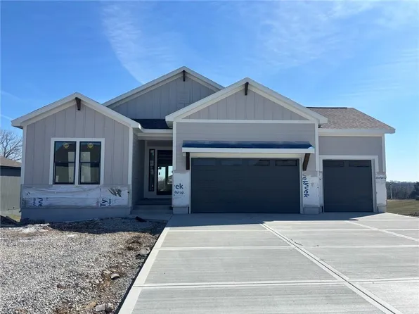 14535 S Dawson St, Olathe, KS 66061