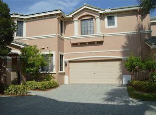 2690 Center Court Dr #1-33, Fort Lauderdale, FL 33332