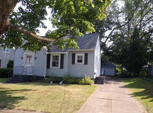 303 Forest Dr, Erie, PA 16505