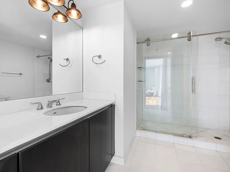 665 NE 25th St #1801A — Photo 21