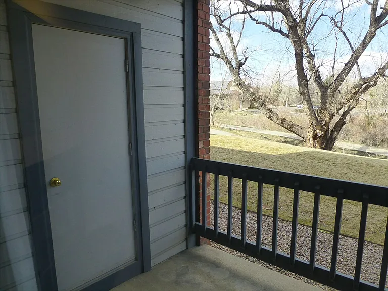 2727 Folsom St #107 — Photo 13