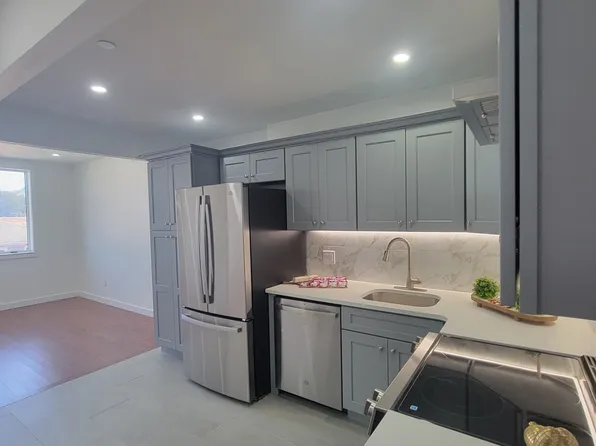 2041 Strauss Street image 38 of 40