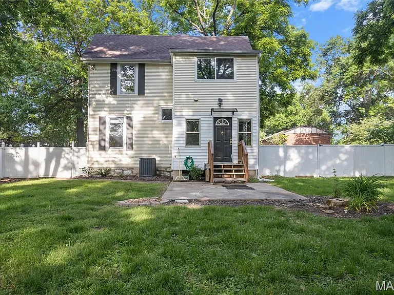419 S Van Buren Ave — Photo 19