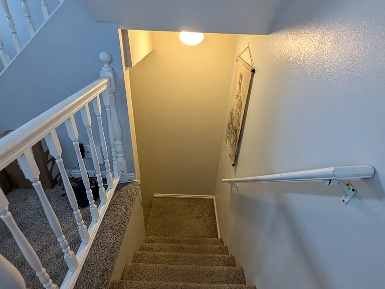1084 S 1000 E #16 — Photo 22