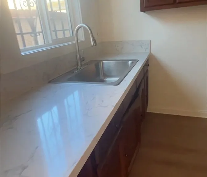 1421 S Valencia St — Photo 5