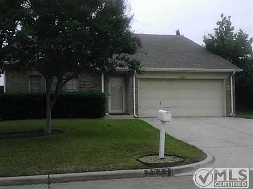 1st image of 5532 Creekridge Dr