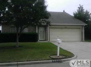 5532 Creekridge Dr, Arlington, TX 76018
