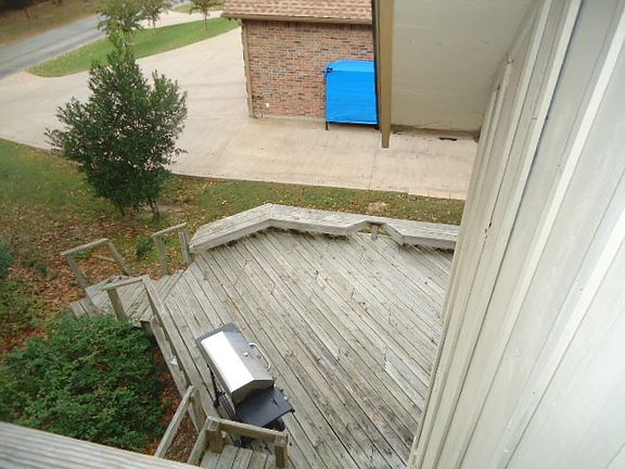 5th image of 519 Dogwood Ln