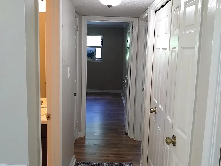3037 Chase Ln — Photo 5