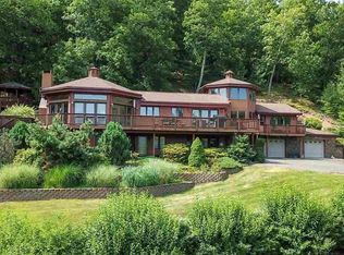 77 Beaver Ridge Rd, Mount Tremper, NY 12457