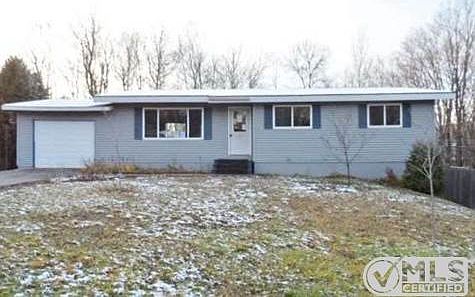 1st image of 112 Huron Ct