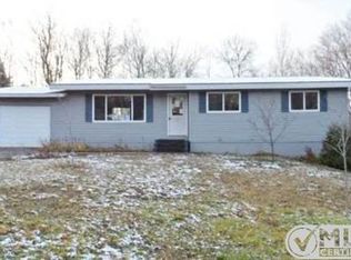 112 Huron Ct, Negaunee, MI 49866