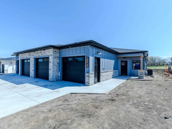 1186 Lower Loop, Arnolds Park, IA 51331