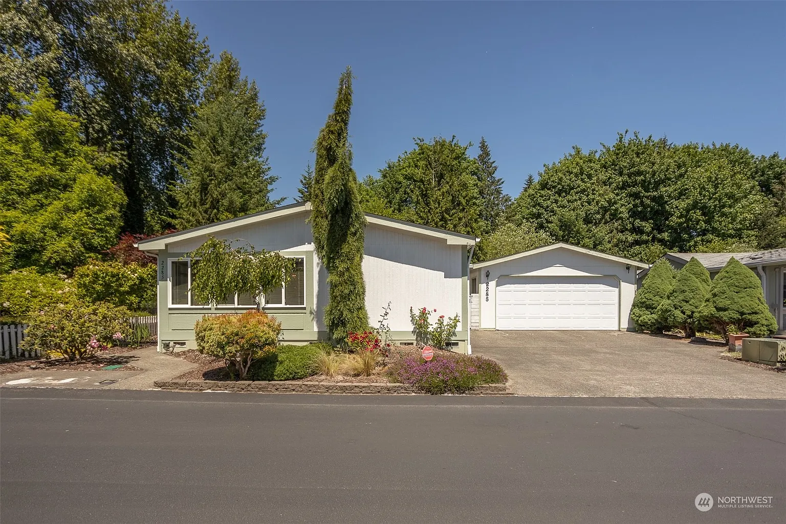 2285 W Gray Sea Eagle Lane SW photo 1