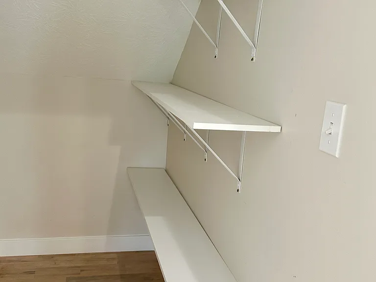 115 E Vine St — Photo 19