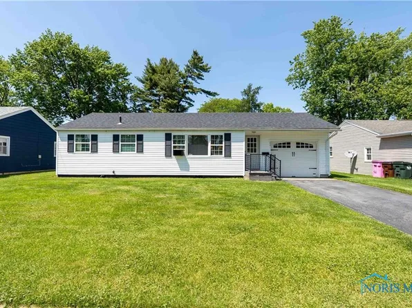 230 Elizabeth Ave, Findlay, OH 45840