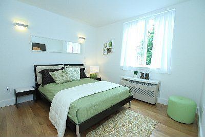 4th image of 385 Franklin Ave #101