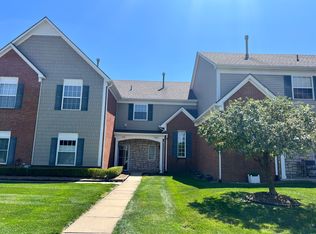 1992 Monarch Dr, Shelby Township, MI 48316