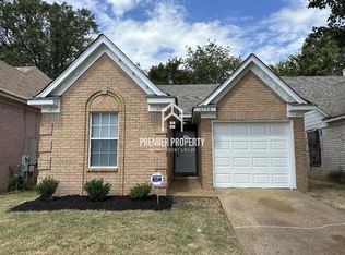 6746 N Regency Park Cir, Memphis, TN 38115