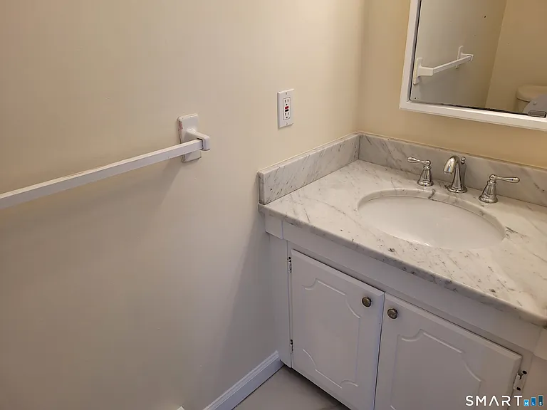 73 Park Ave #311 — Photo 20