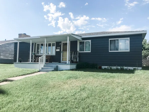316 E Hugus St, Rawlins, WY 82301