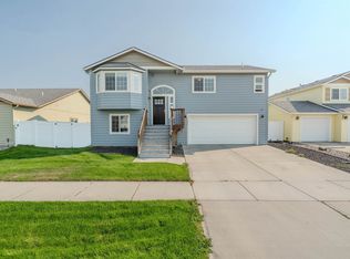 9806 E Hoffman Ct, Spokane, WA 99206