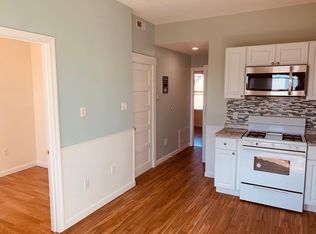 219 W 5th St #3, Boston, MA 02127