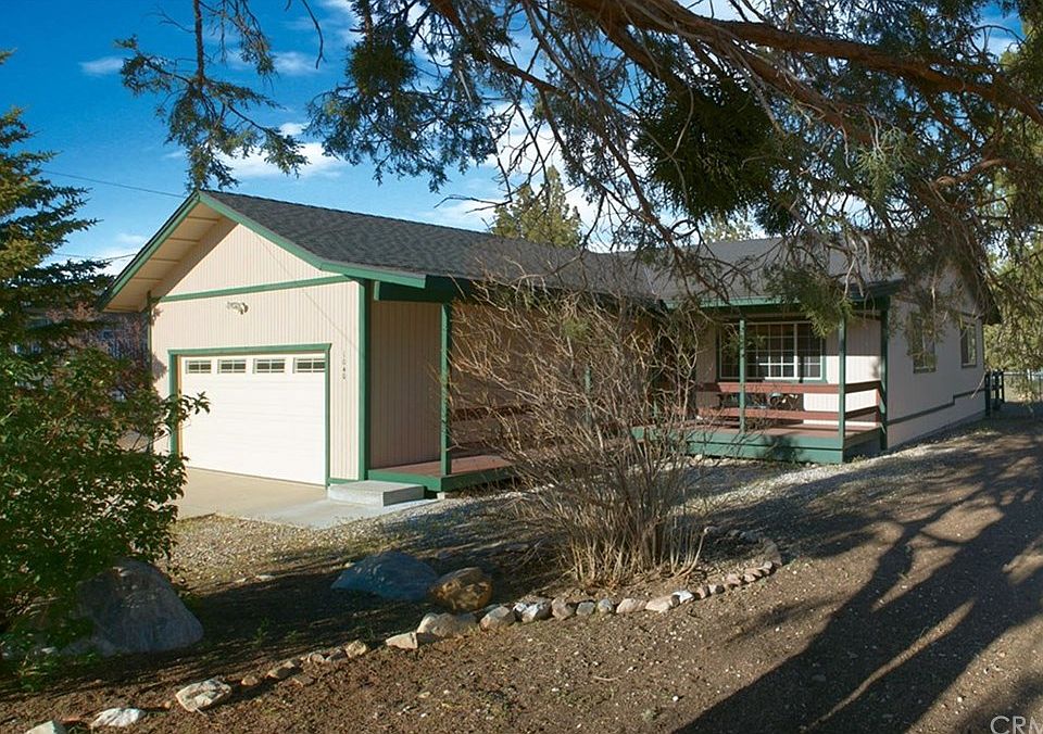 1st image of 1040 Willow Ln