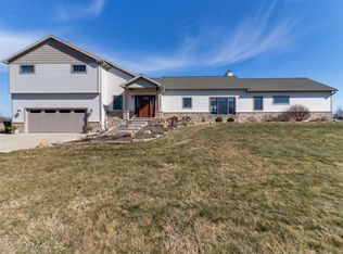 20284 Pj Keller Hwy, Lexington, IL 61753