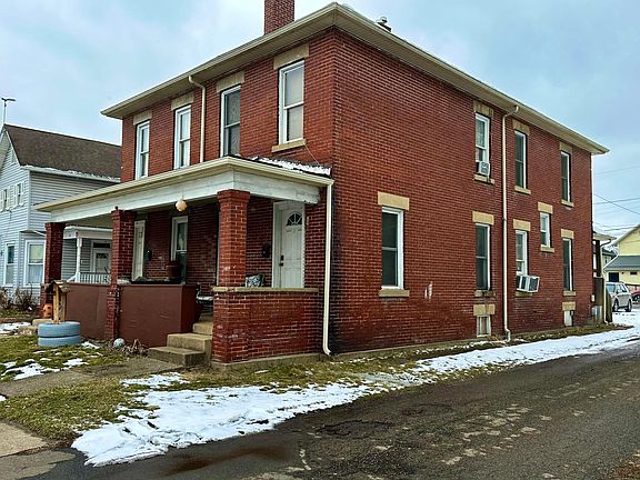 2nd image of 124 Western Ave
