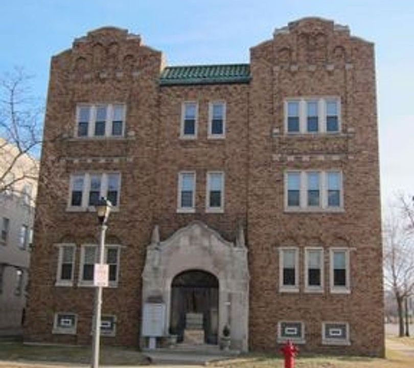 1st image of 4000 N Morris Blvd APT 4