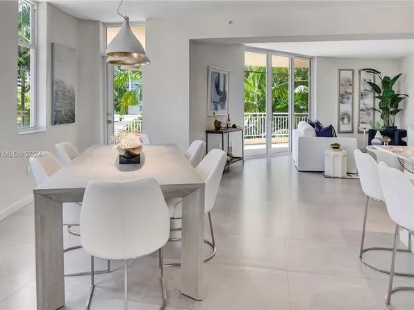 1 Century Ln APT 304, Miami Beach, FL 33139