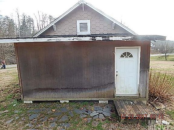 5th image of 3845 Wilkesboro Blvd