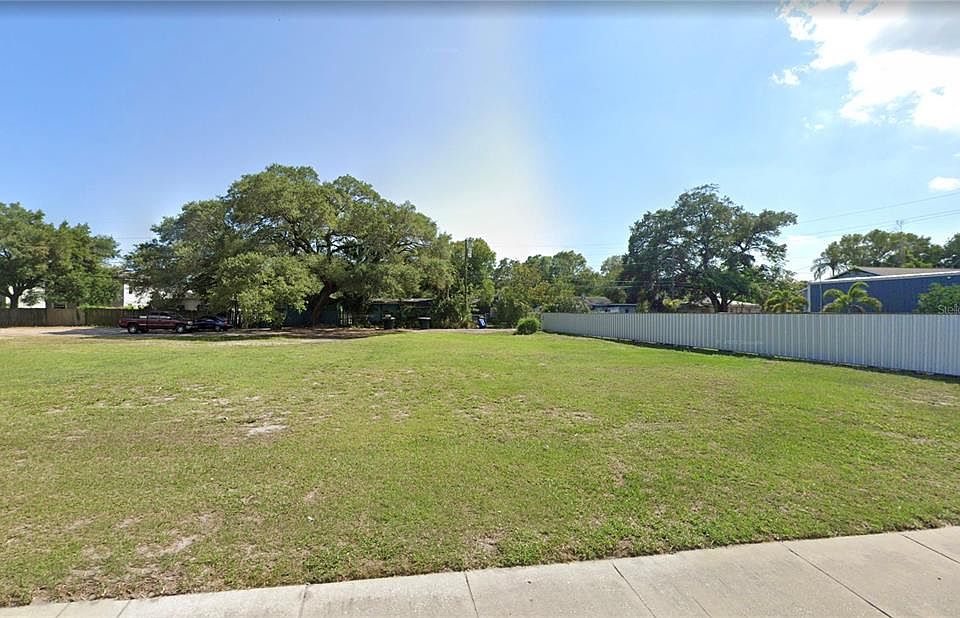 1st image of 5TH AVE S LOT 4