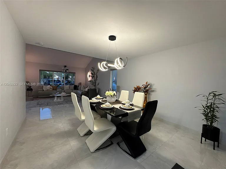 9368 SW 146th Pl — Photo 7