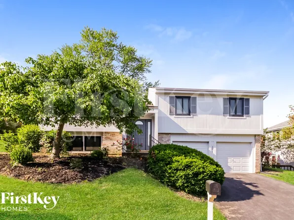 5571 Creekwood Cir, West Chester, OH 45069