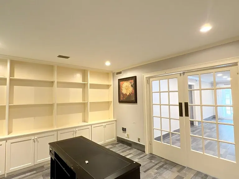 3310 N Braeswood Blvd — Photo 11
