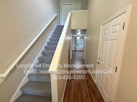 3rd image of 1825 SW Easy St