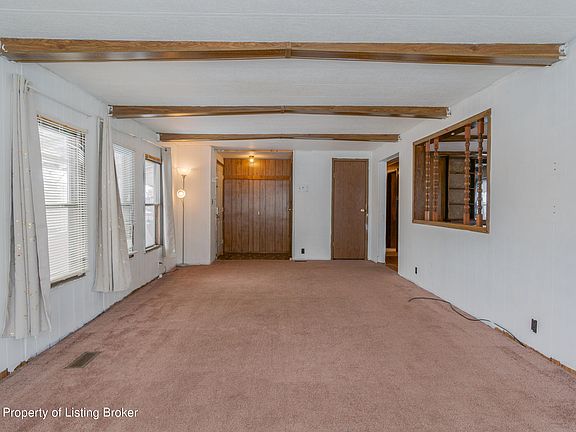 3rd image of 834 Southview Ave